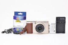 Fujifilm XF10 Champagne Gold Compact Digital Camera LL6205770 