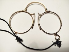 Antichi occhiali vintage da lettura "pince nez" fine dell'800