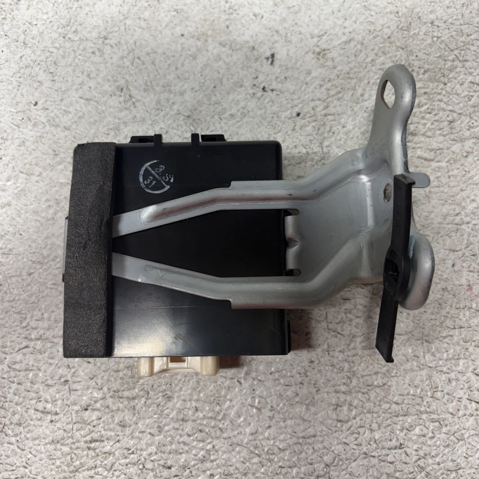 1995 1996 1997 LEXUS LS400 MÓDULO DE CONTROLE DE PORTA RECEPTOR 89741-50131 - Imagem 3 de 4