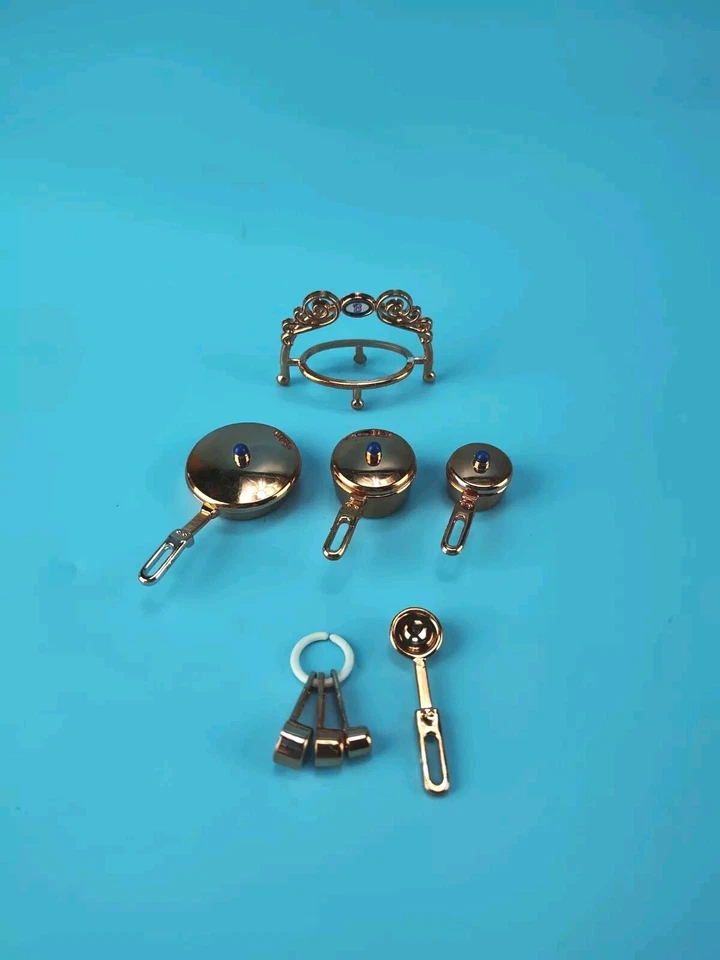 Mattel Vintage Barbie Diorama Dollhouse Pots Pans Kitchen Gold Miniatures Lot - Image 3 of 4