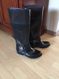 michael kors rain boots price