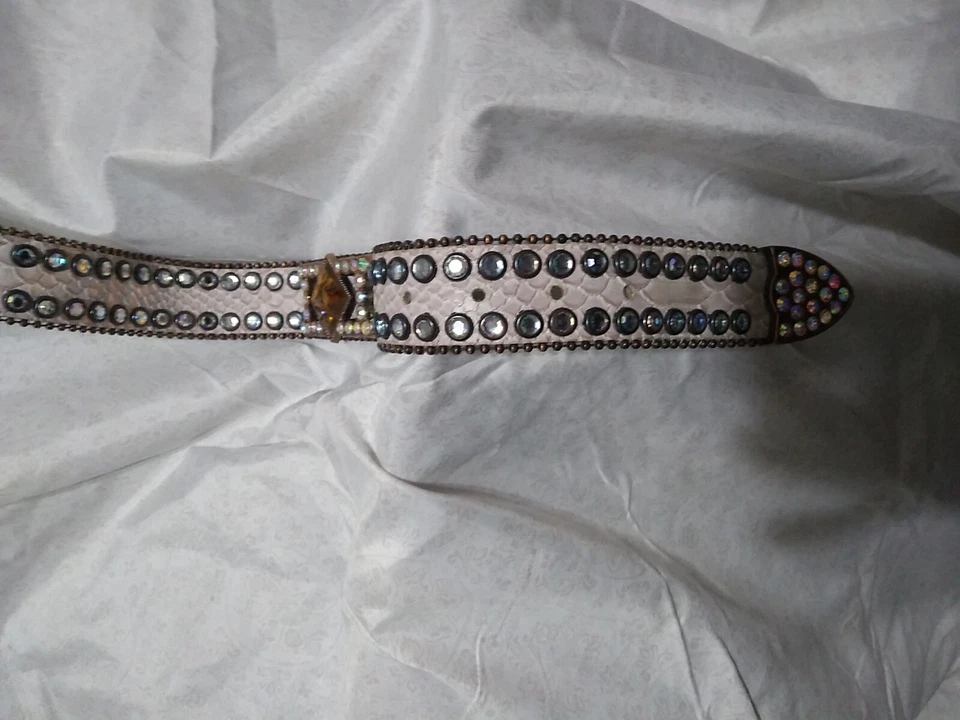 De colección Años 80 Cuero Genuino Blanco Tachonado Con Cristales Y Gemas El... Foto 4 de 4