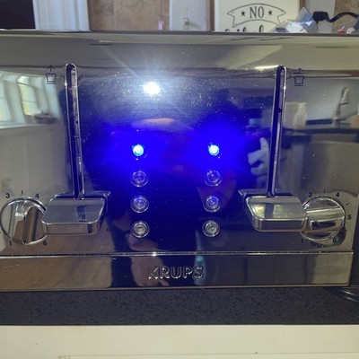 Krups KH734D50 4 Slice Wide-Slot Toaster Chrome Bread /Bagels Adjustable Temp