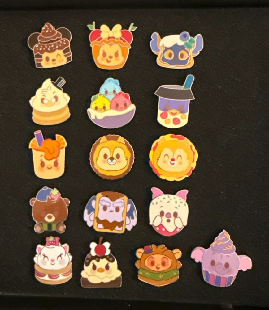 Disney Series 4 Munchlings Mystery Pins
