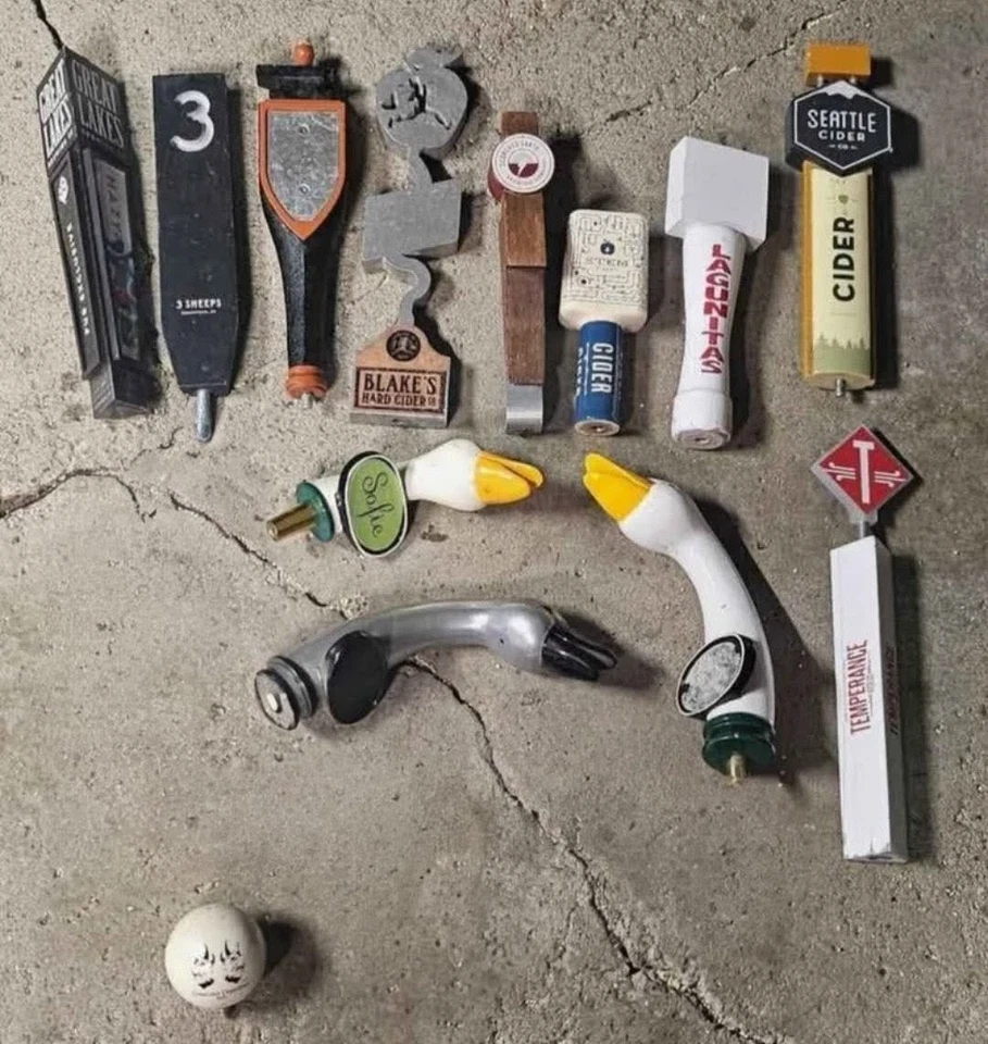 Beer Tap Handles 39ct - Image 3 of 3