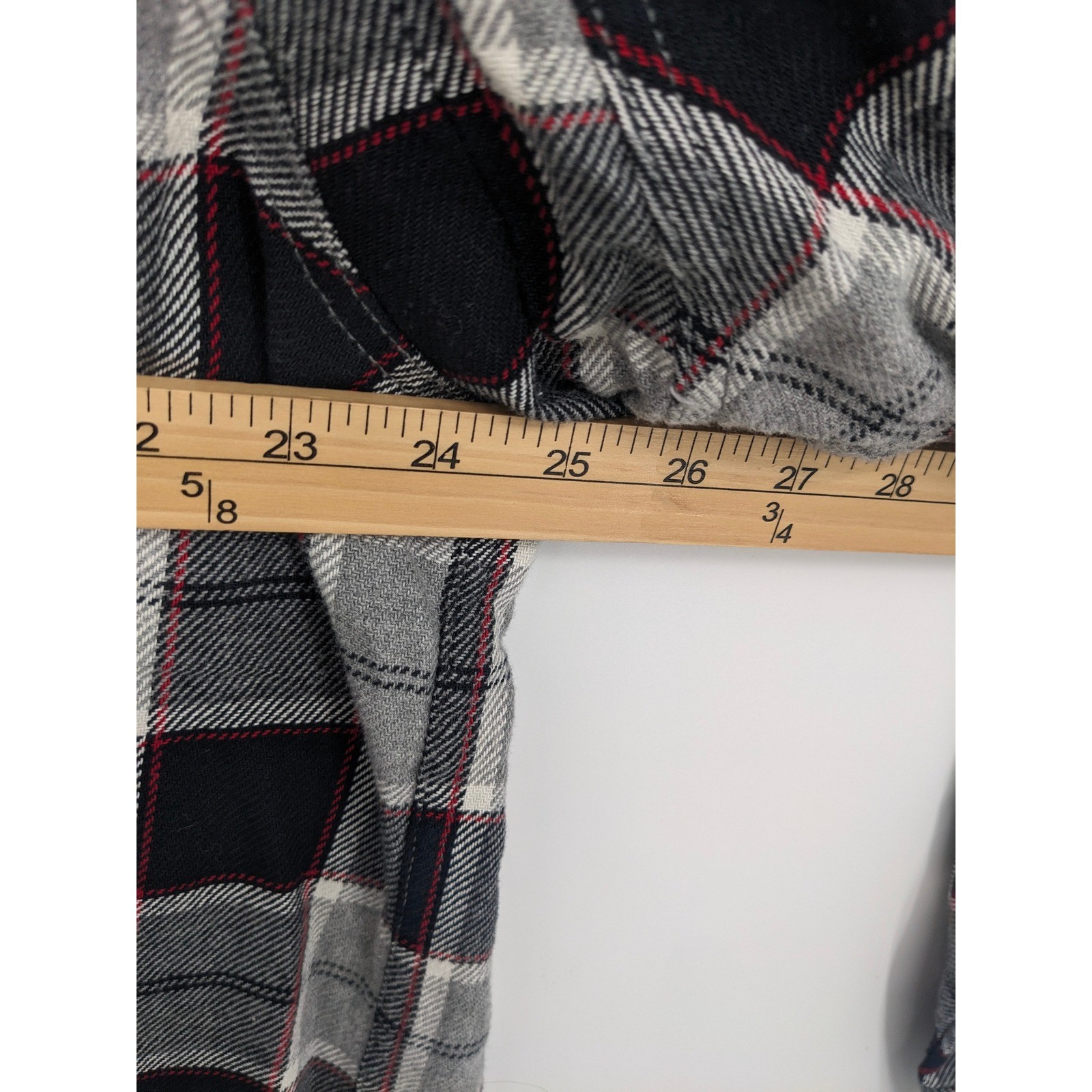 Duluth Trading Co Flannel Shirt Mens XLT Tall Gray Plaid Long Sleeve Heavy Top