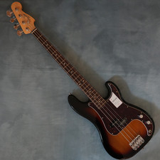Fender Made in Japan Heritage 60s Precision Bass Rosewood 3-Color Sunburst