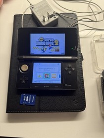 Nintendo 3DS 2GB Handheld System - Black - Works Great - Seven Games Included