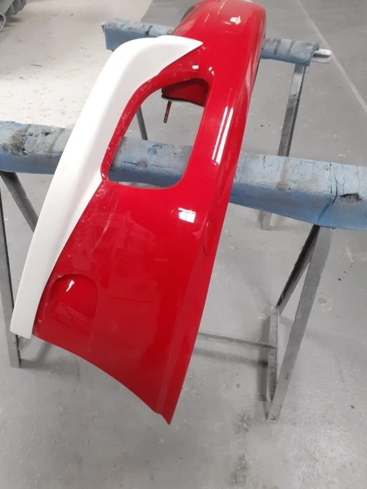 Ferrari 360 Challenge Stradale Applicazioni Baffetti Paraurti Anteriore/SPOILER - Imagen 2 de 4