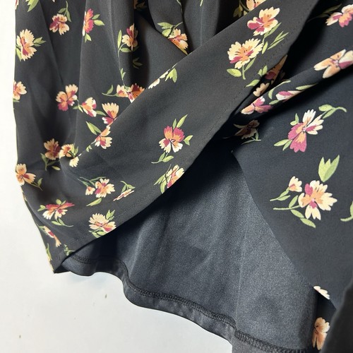 Forever 21 Tank Top Womens Small Black with Flowers Halter - Picture 9 of 16