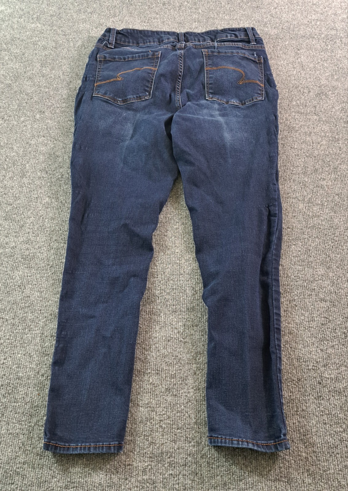 Picture 2 of 9