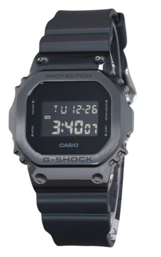 Casio G-Shock Digital Metal Bezel Alarm Flash Alert GM-5600UB-1 200M Mens Watch - Picture 1 of 3