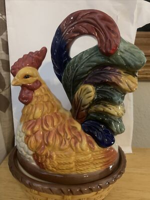 Vintage~11''T x 7.25''L x5.75'' Nesting Rooster/Hen on Basket~Ceramic~2 Piece~(B55)