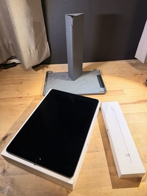 Apple iPad Pro 9.7 1st Gen 32GB Wi-Fi 4G LTE 9.7  Space Gray & Apple Pencil LNIB