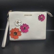 MICHAEL KORS Wristlet Clutch Bag Pouch White Leather 3D Floral Applique NWOT