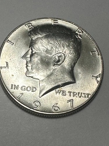 1967 UNCIRCULATED SILVER KENNEDY HALF DOLLAR 40% SILVER