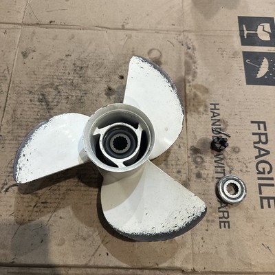 Yamaha Outboard 13 5/8 X 13P 13-K Right Hand Propeller Prop