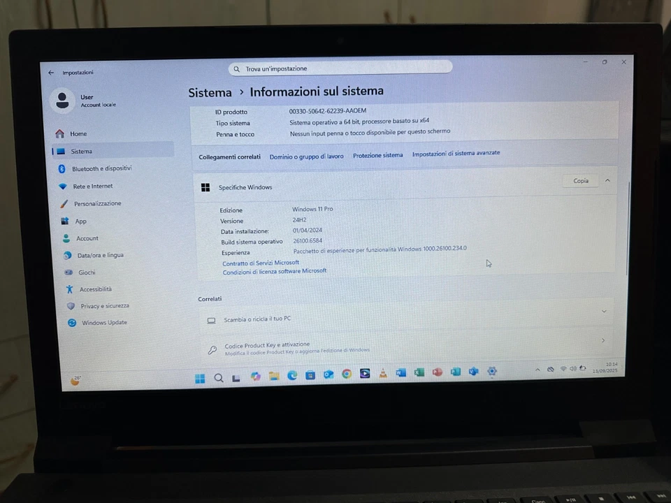 Lenovo V110 15,6'' Laptop | Intel i5-7200U | 8GB RAM | 120GB SSD - Immagine 4 di 4