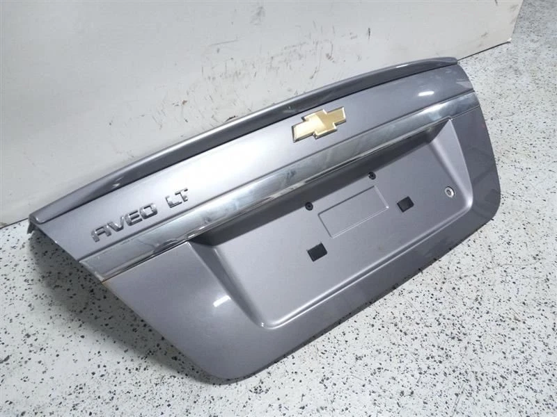 Chevrolet Aveo 2007-2011 puerta trasera con tapa Foto 4 de 4