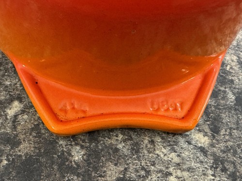 Le Creuset Vintage Cast Iron Roaster Casserole Dish & Lid Volcanic Orange 4.7 L - Picture 15 of 24