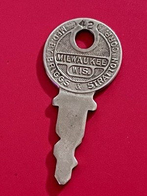 Vintage Antique BRIGGS & STRATTON CORP Ignition Brass Key BASCO #42