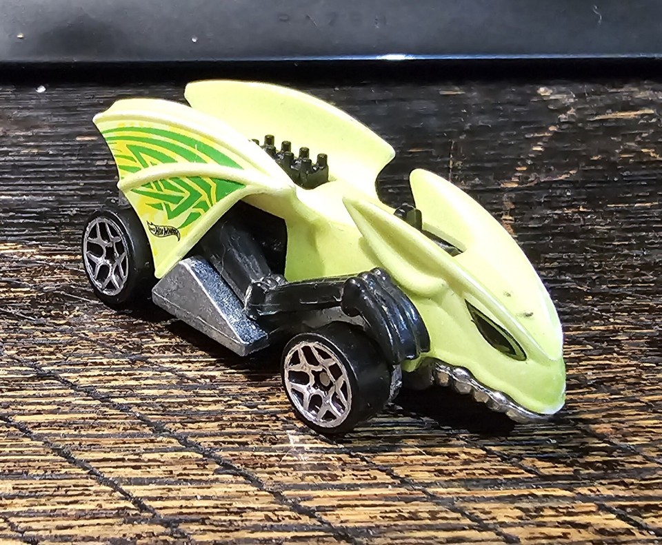 Hot Wheels Color Shifters Vampyra Vehicle B7 eBay