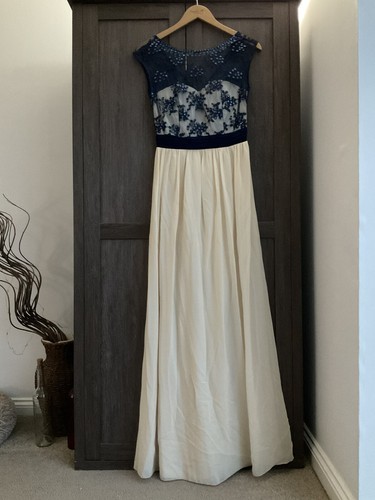 LITTLE MISTRESS LONDON Beautiful Long Occasion Maxi Dress Ivory & Blue Sz 8 - 第 5/10 張圖片