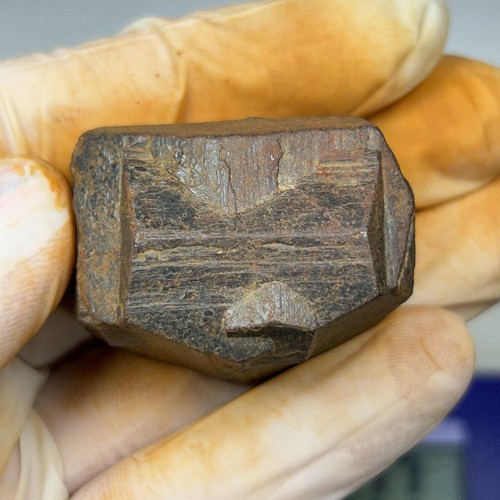 CRYSTAL OF PYRITE - IRON CROSS TWIN FROM COLOMBIA 88.4 gram / 3.118 oz - Picture 7 of 11