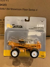 ERTL 1:64 Rogator 1254  Self-propelled liquid crop Sprayer