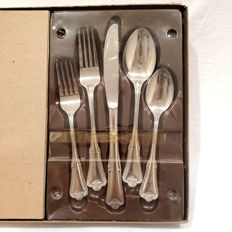 Servicio de 40 piezas para 8 - F.B. Cubiertos de acero inoxidable Rogers "OLde Plymouth" Foto 4 de 4