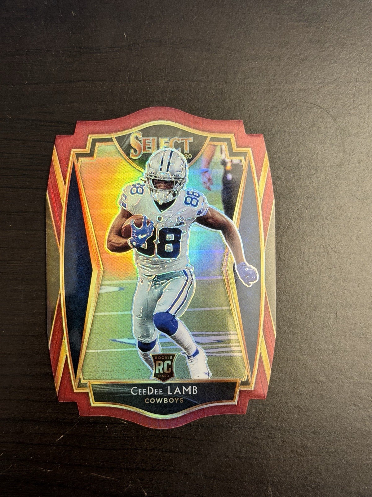 2020 Panini Select Premier Level CeeDee Lamb #157 Red Prizm Die-Cut (RC)