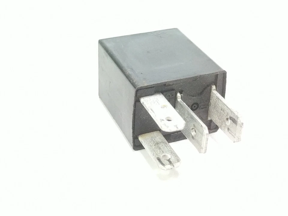 03 04 Ducati Monster 1000S IE Relé A302 Foto 3 de 4