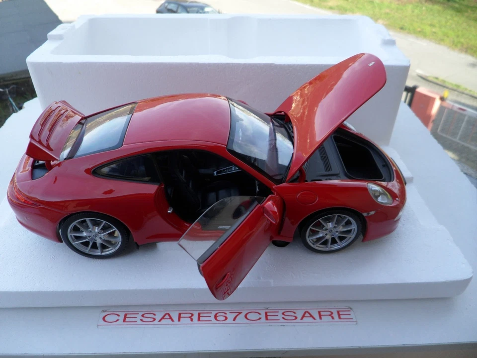 1/18 MINICHAMPS - PORSCHE 911/991 CARRERA S -2011 - Immagine 3 di 4