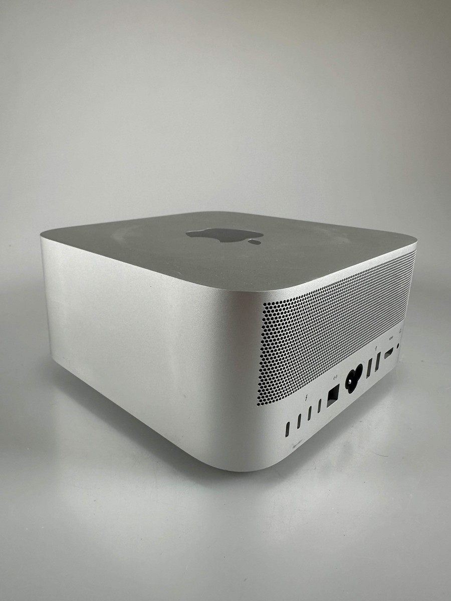 Apple Mac Studio 3.2GHz M1 Max 10-Core 32GB 1TB SSD 24-Core Apple Mac Studio 3.2GHz M1 Max 10-Core 32GB 1TB SSD 24-Core