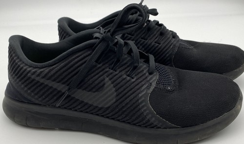 nike cmtr black