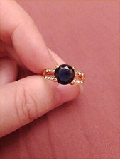 Marineblau runder Schnitt unbekannter Edelstein vergoldeter Ring mit Kristallakzenten Gr. UK N