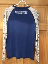 Women’s Cowgirl Tuff Long Sleeve Tee Size Medium