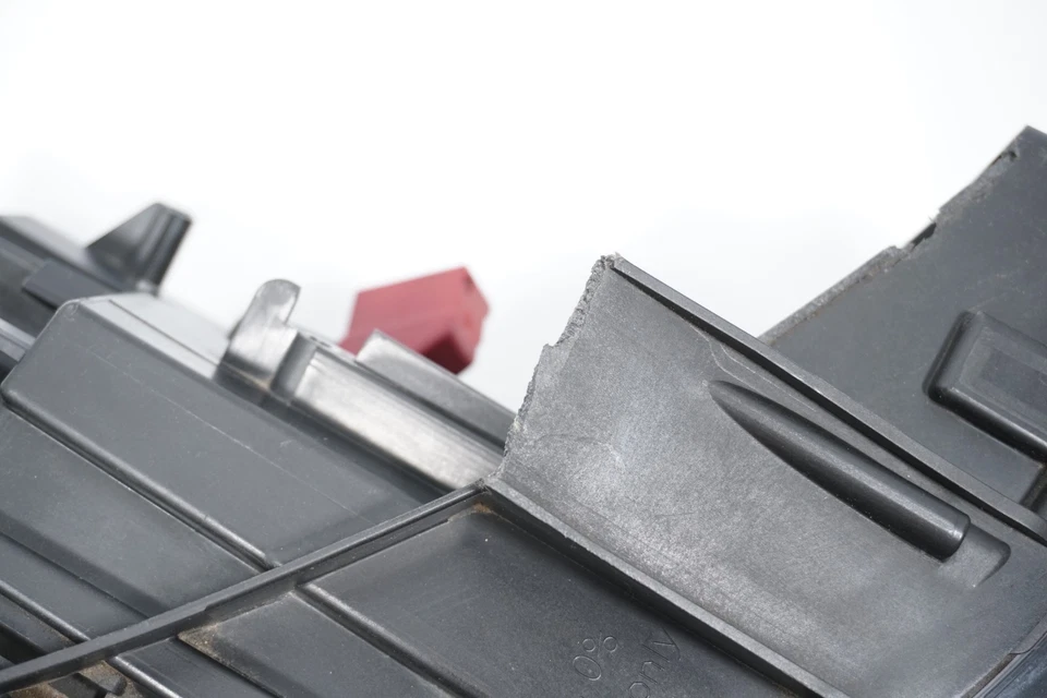 **PARA REPUESTOS** FARO XENÓN LADO DERECHO PASAJERO AUDI Q3 2015 Foto 3 de 4