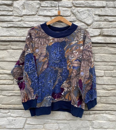 Salvatore Ferragamo, VINTAGE SALVATORE FERRAGAMO JUNGLE ANIMAL PRINT MADE IN ITALY SWEATSHIRT