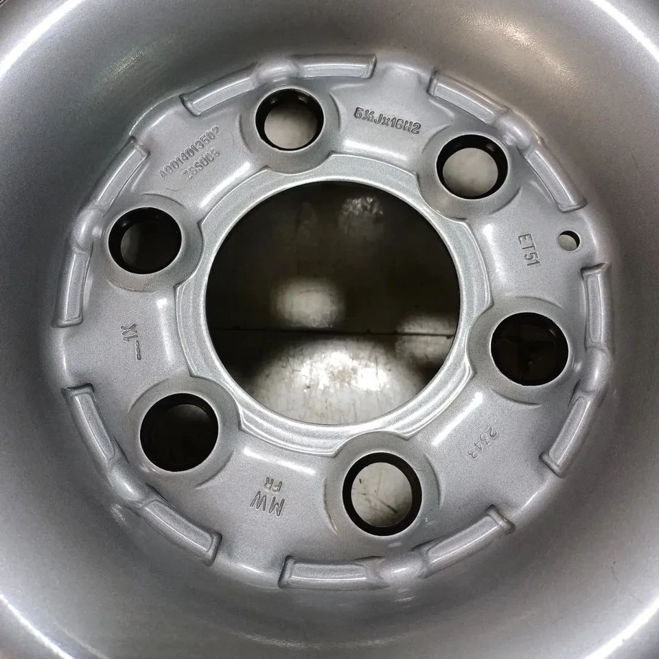 Llantas de acero 4x VW Crafter Mercedes-Benz Sprinter 5,5Jx16 pulgadas ET51 A0014013502 - Imagen 3 de 4