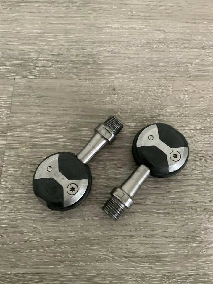 PEDALES SPEEDPLAY SIN CLIP HUSILLOS DE TITANIO 156 GRAMOS SIN TACOS NEGRO Foto 2 de 4