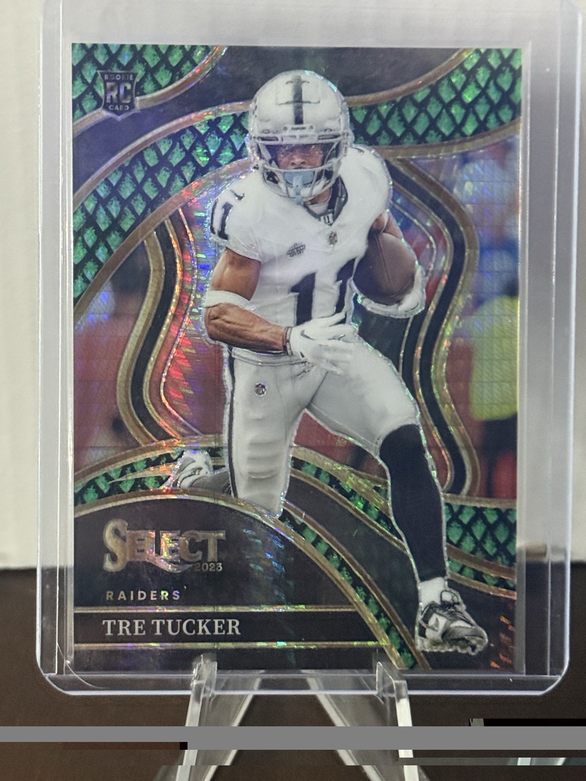 2023 Panini Select - Club Level Tre Tucker #214 Dragon Scale Prizm /70 (RC)