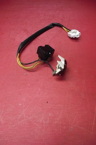 Amerikanische Kühl-Gefrierkombination DAEWOO FRS-2031IAL KOMPRESSOR STARTRELAIS