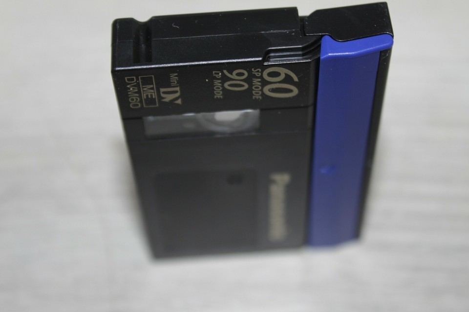 PANASONIC DIGITAL VIDEOKASSETTE MINI DV Typ ME DVM60 STUDIO BESPIELT