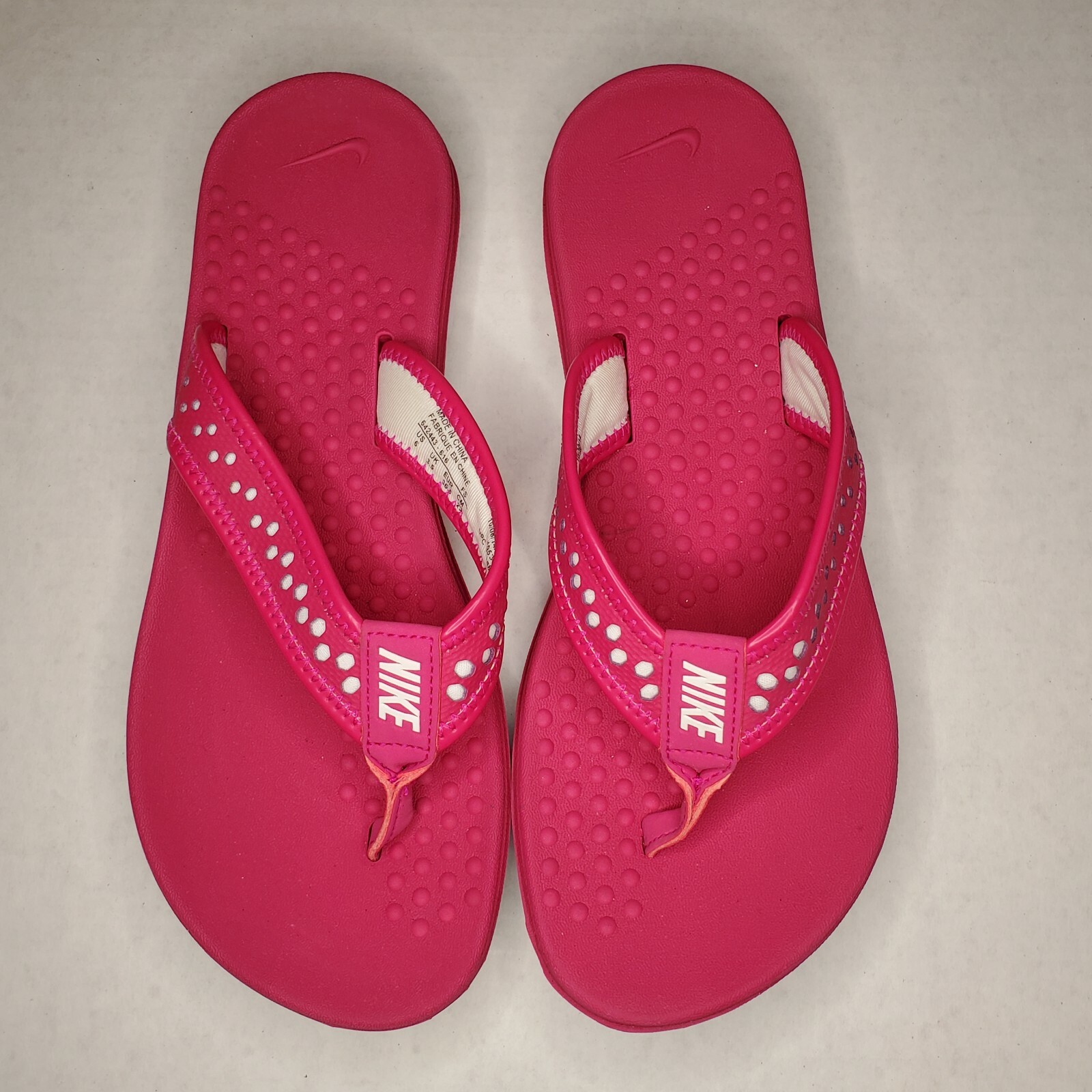 Nike Flex Motion Thong Womens Sandals Fireberry White Size 6 NWOT 642443  616 888408290328 | eBay