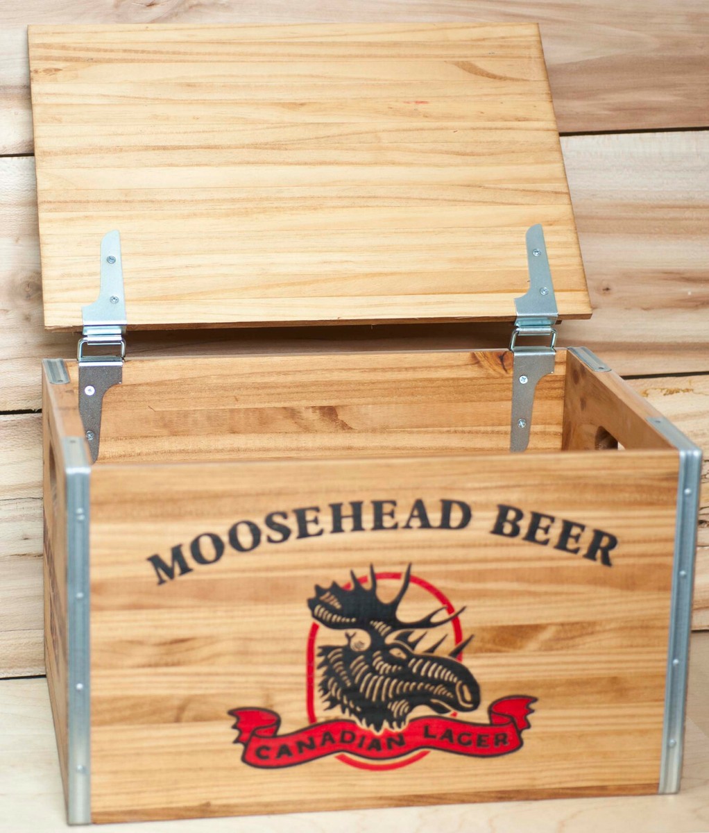 Vintage Moosehead Wood Crate Canada Bright Graphics Attached
