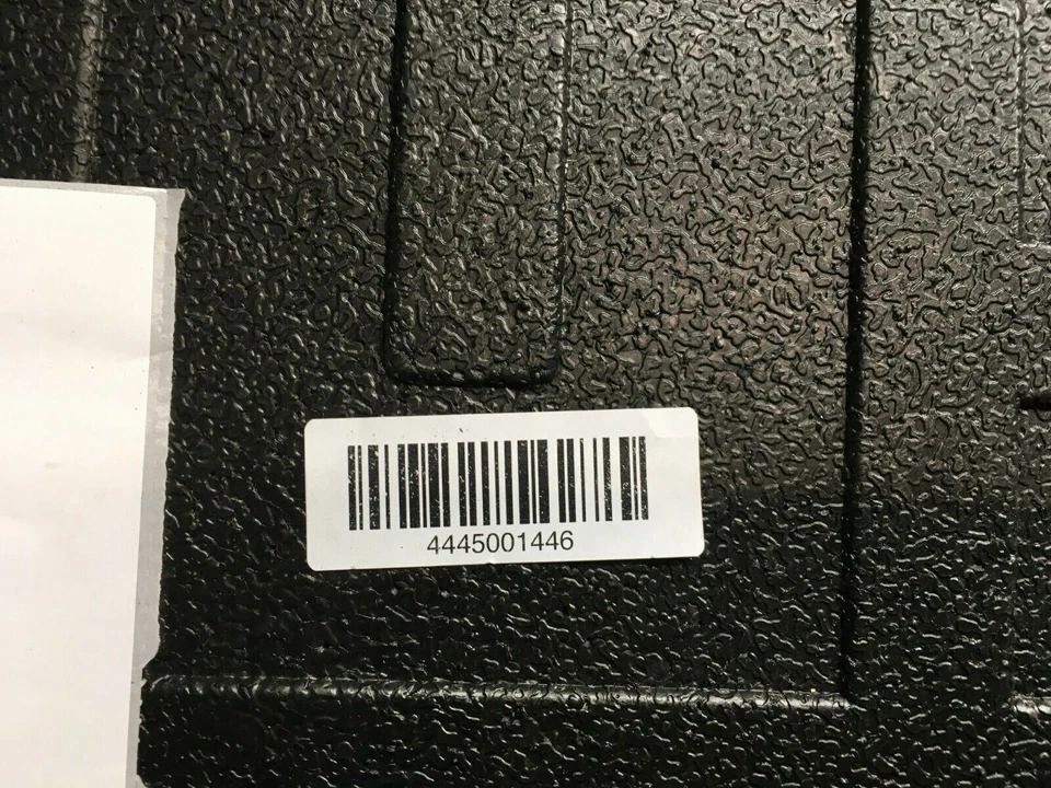 KIT DE REPARACIÓN DE NEUMÁTICOS DE EMERGENCIA MALETERO BMW 2004 525i soporte de instrumento de espuma negro Foto 4 de 4