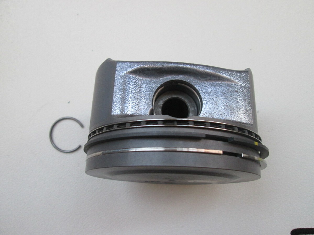 Mercedes Benz M111 Original Kolben A1110309817 ersetzt A1110303818  