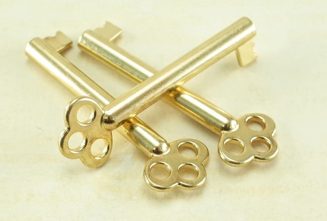 Vintage Style Open Barrel Skeleton Key Furniture Cabinet - Lot of 3 Vintage Style Open Barrel Skeleton Key Furniture Cabinet - Lot of 3