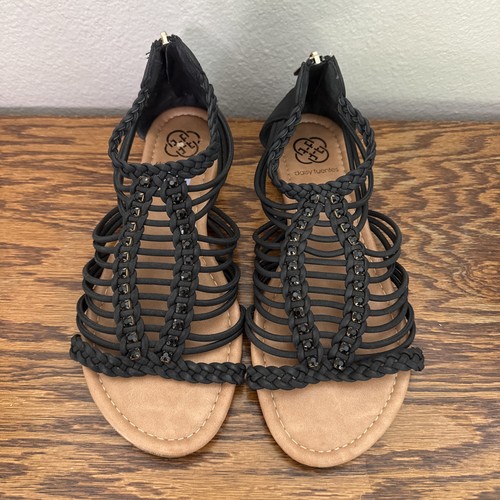 Daisy Fuentes schwarze Sandalen mit Reißverschluss hinten Größe 8 1/2